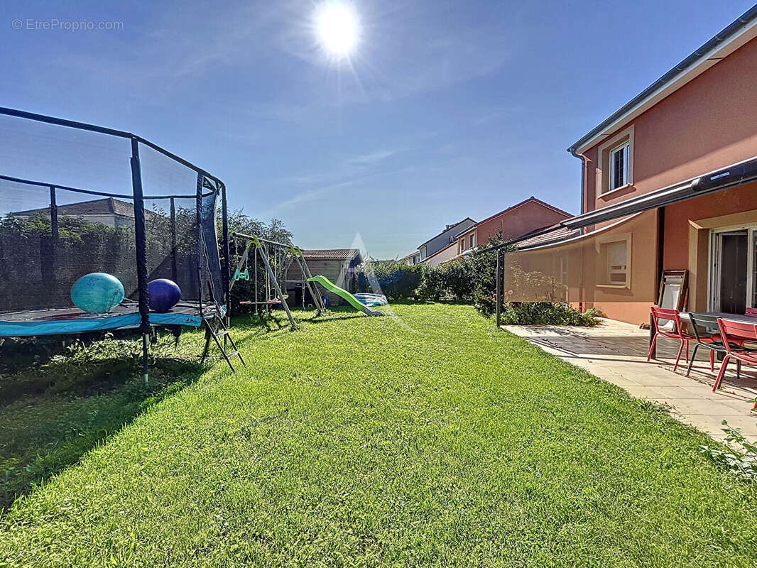 Maison Ennery - 148 m² - 4 chambres - Jardin - Garage - Abris de jardin - photo 17