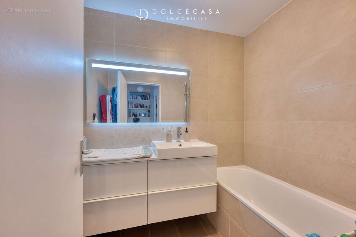 Appartement à NOGENT-SUR-MARNE