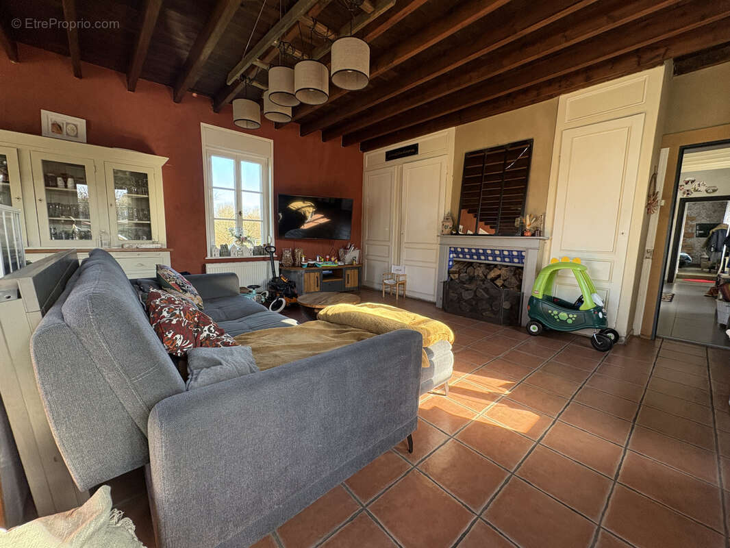 Maison à VIEIL-MOUTIER