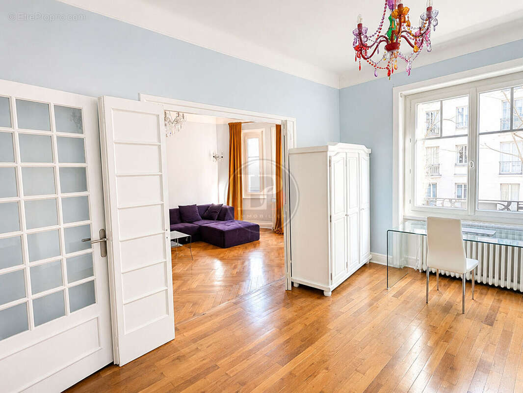 Appartement 84 m² - Immeuble Art déco à 150 m du Parc de la Tête d'Or - photo 3