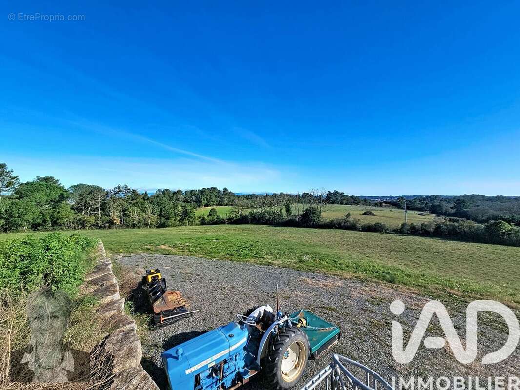 Photo 6 - Maison à CAZILHAC