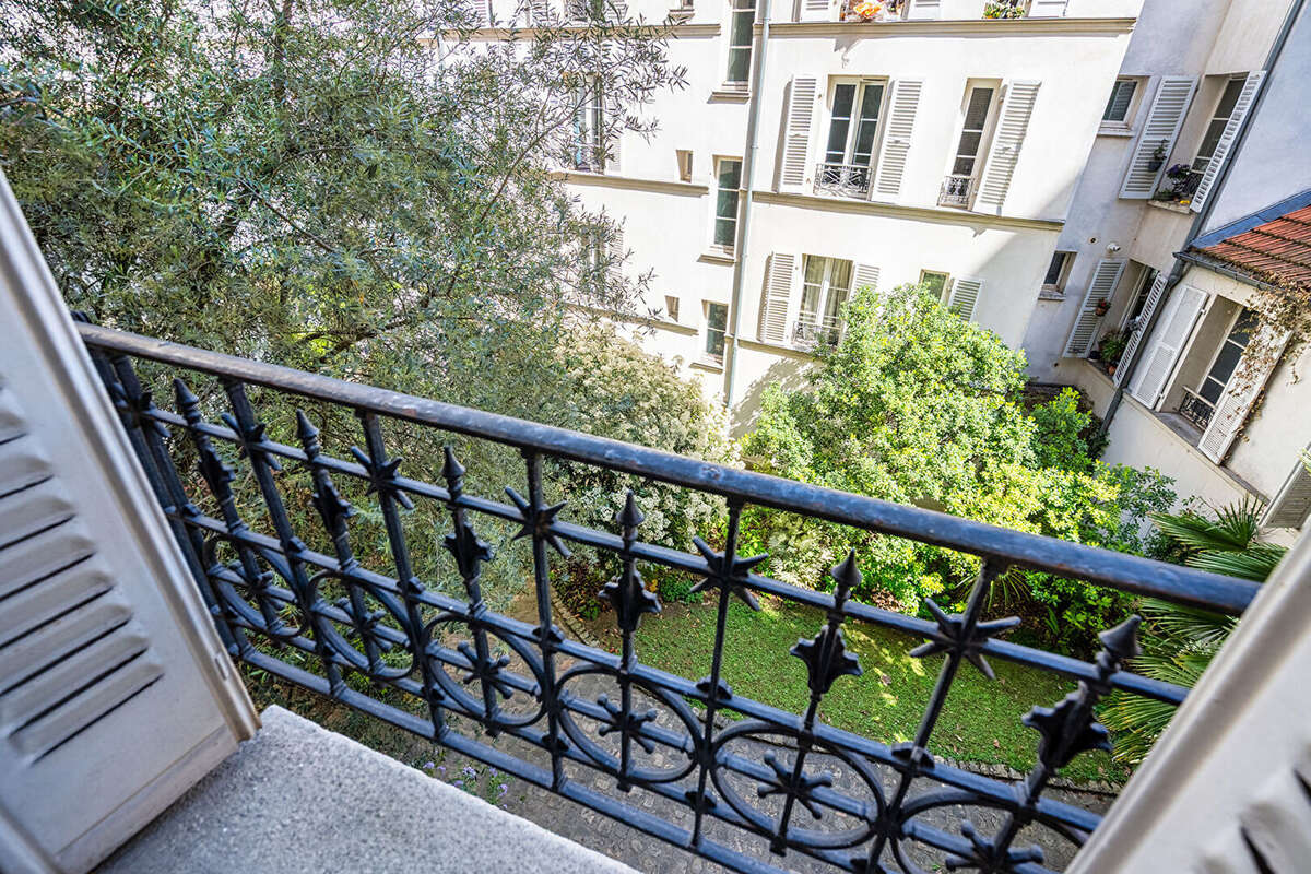 Appartement à PARIS-14E