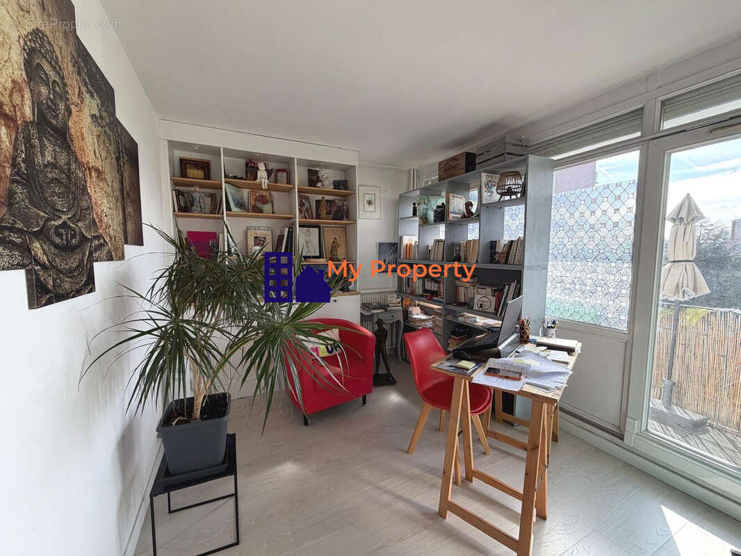 Appartement à HOUILLES