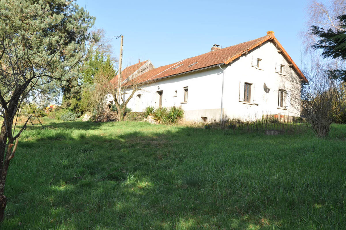 Jolie longère à la campagne, avec 6 chambres et 5610 m2 de terrain - photo 20