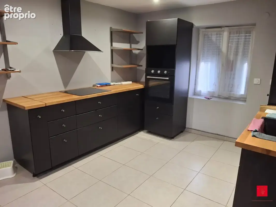Appartement à SAINT-CLAIR-DE-LA-TOUR