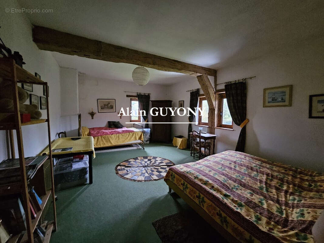 Autre à LISIEUX