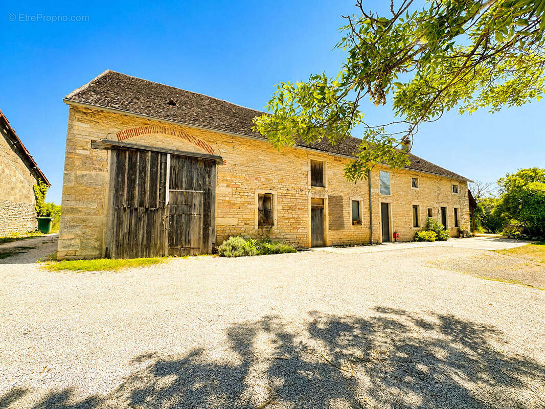 Maison à BEAUNE