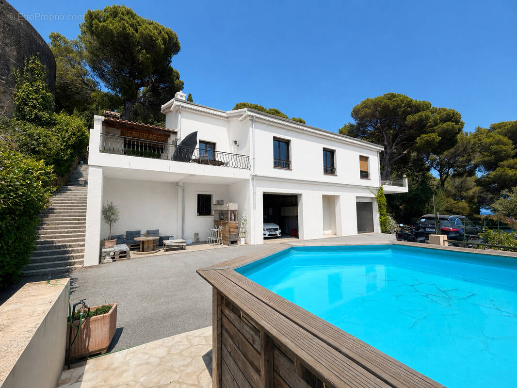 Maison à BEAUSOLEIL