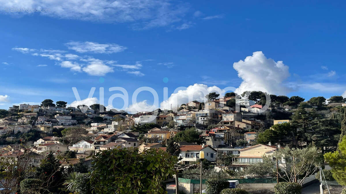 Appartement à MARSEILLE-15E