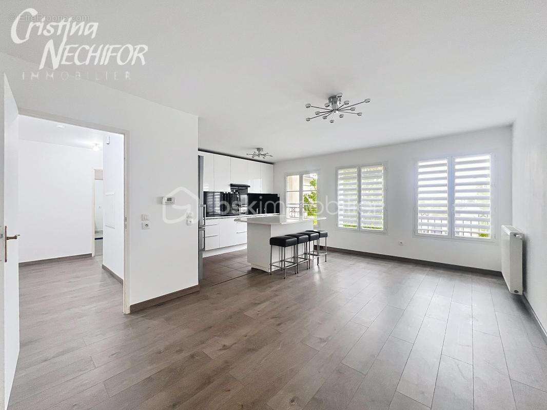 Appartement à SERRIS