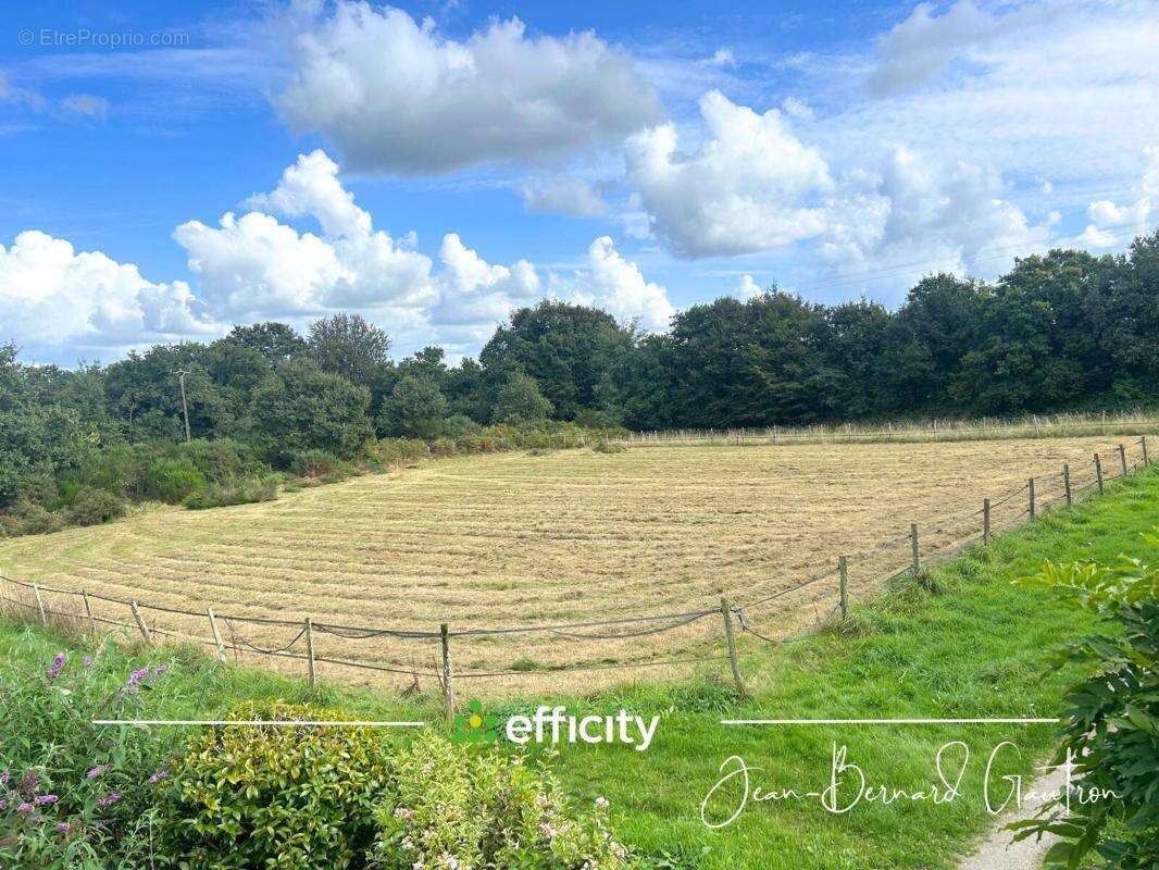 Maison à MAEL-PESTIVIEN