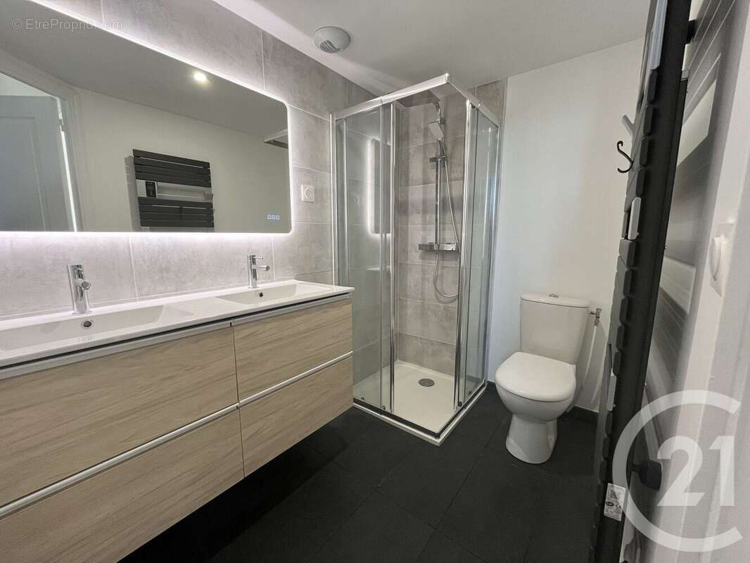 Maison à SAINT-MAUR-DES-FOSSES