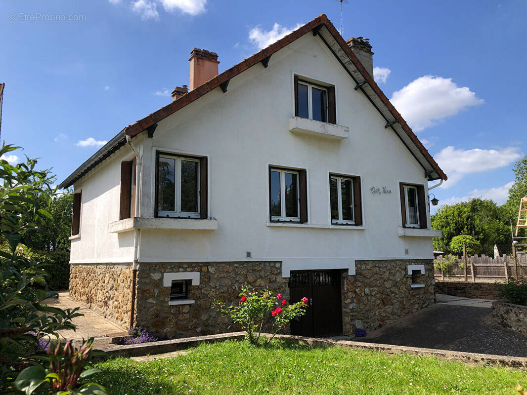 Maison à TOUSSUS-LE-NOBLE