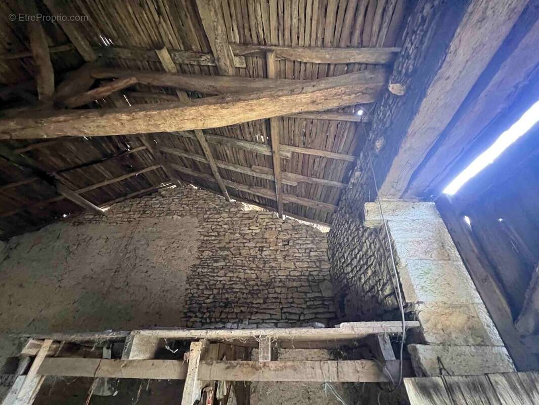 Maison à SAINT-LAURENT-DE-CERIS