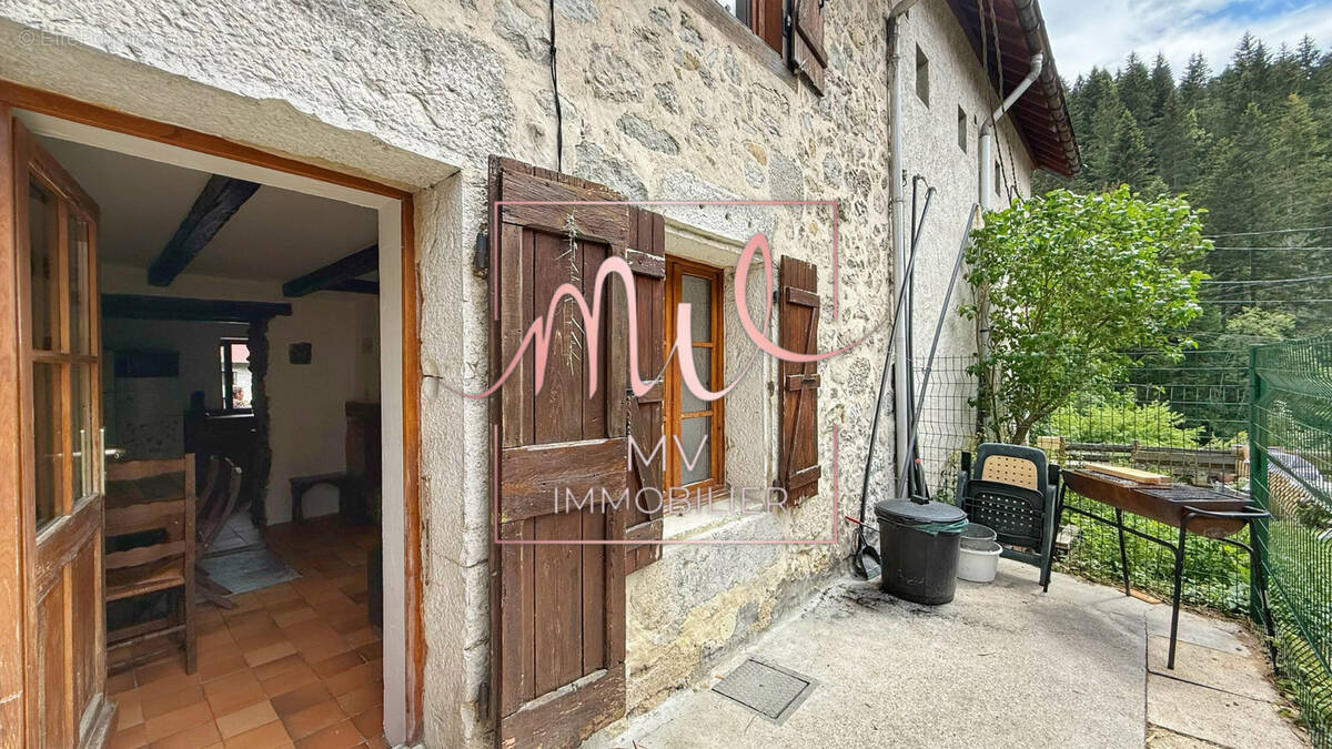 Maison à SAINT-PIERRE-DE-CHARTREUSE