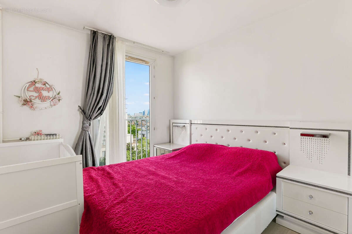 Appartement à COLOMBES