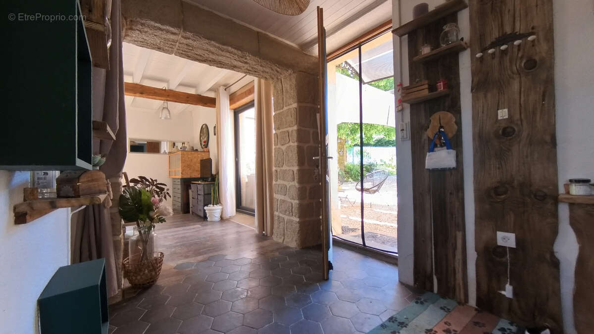 Maison à HOSTUN