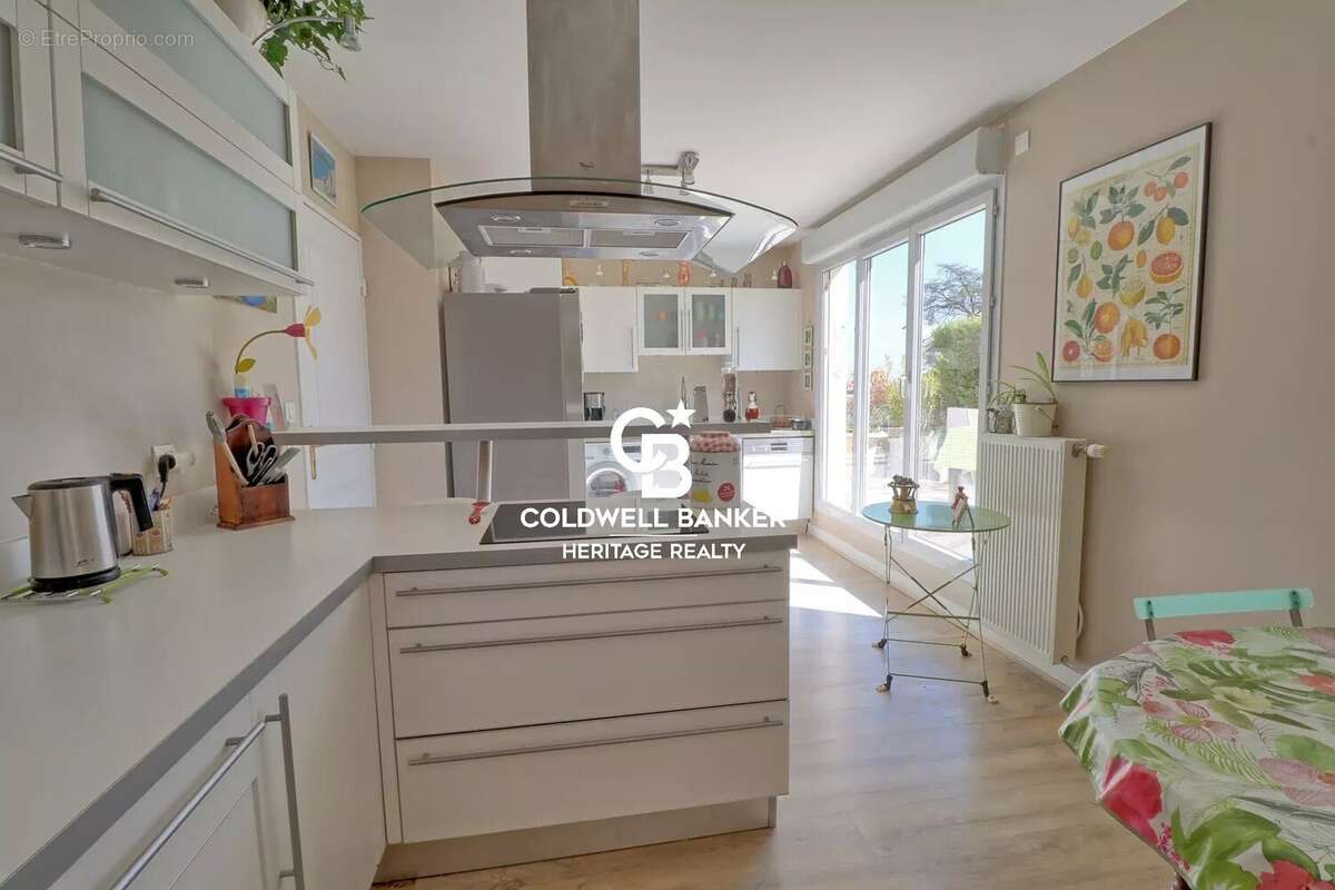 Appartement à SAINTE-FOY-LES-LYON