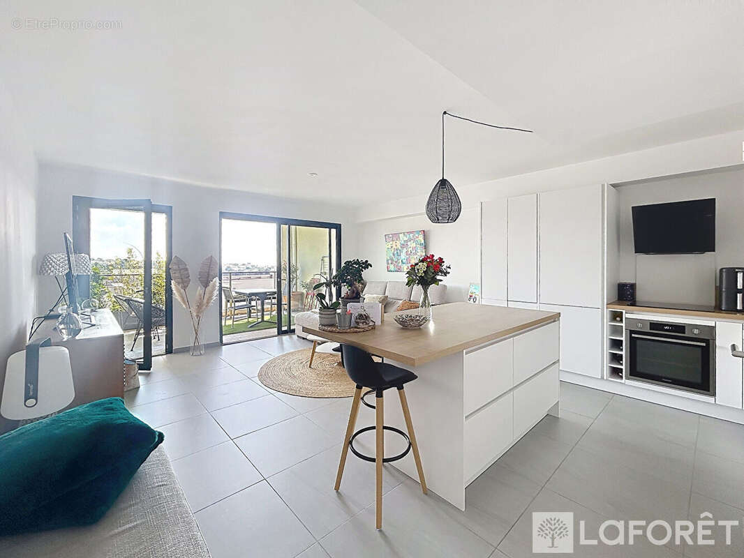 Appartement à SAUSSET-LES-PINS