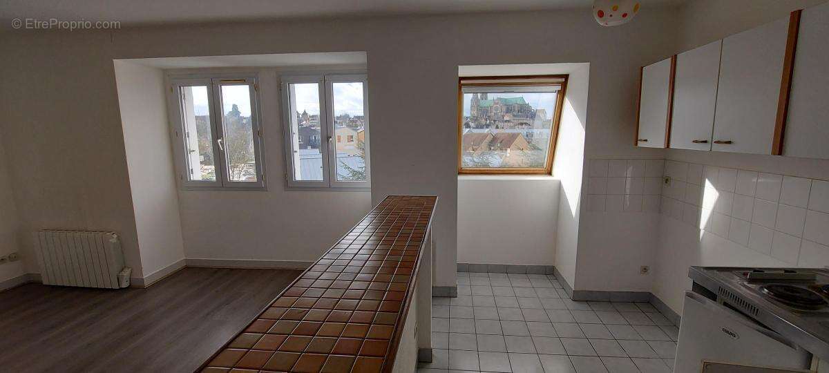 Appartement 37 m² à Chartres  - photo 5