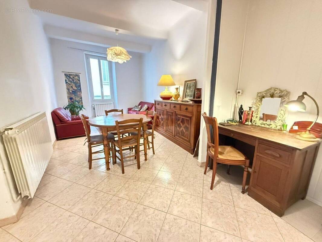 Appartement à BARJOLS