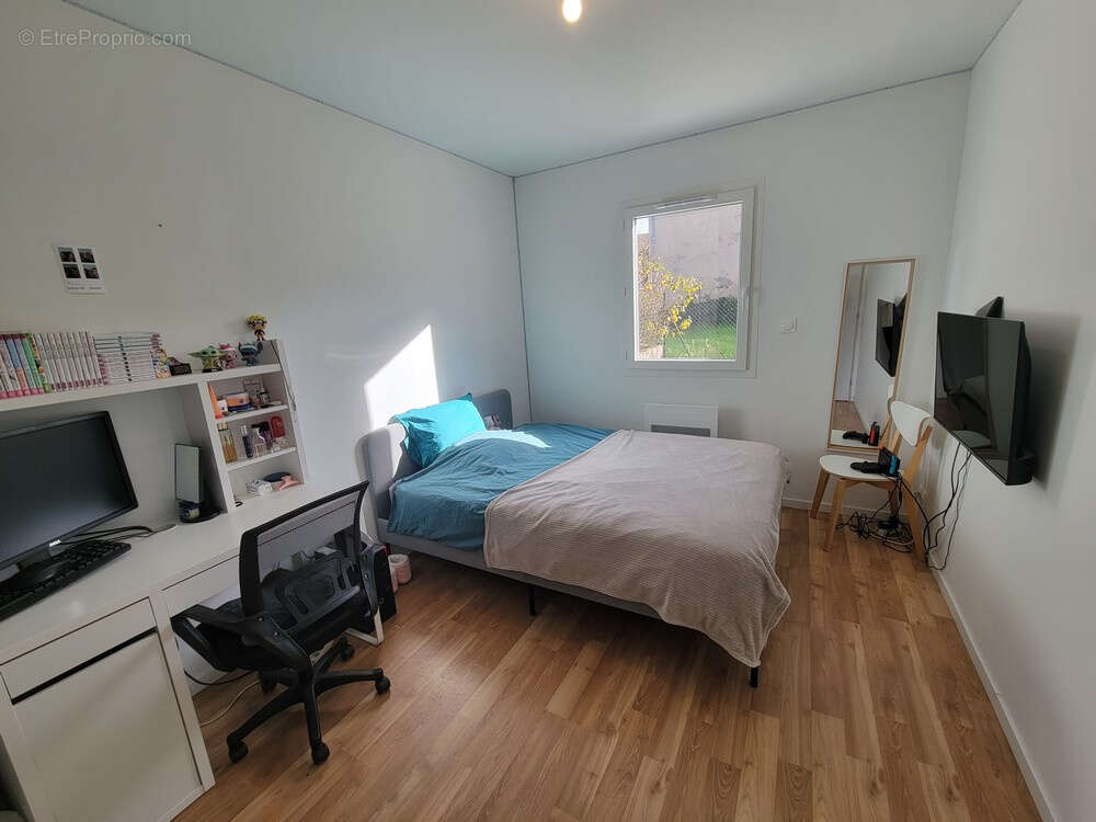 Maison à SALAISE-SUR-SANNE