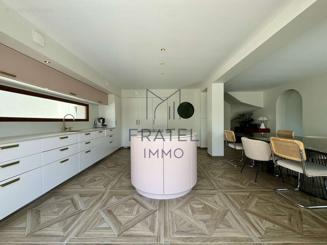 Maison à JACOU