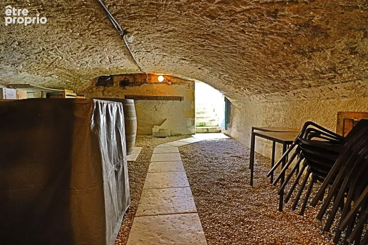 Pouilly-sur-Loire – Superbe fermette restaurée de 161 m² au calme avec jardin, cave voûtée et garage - photo 21