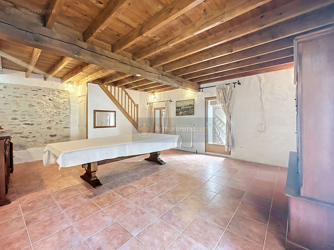 Maison à COULOMMIERS