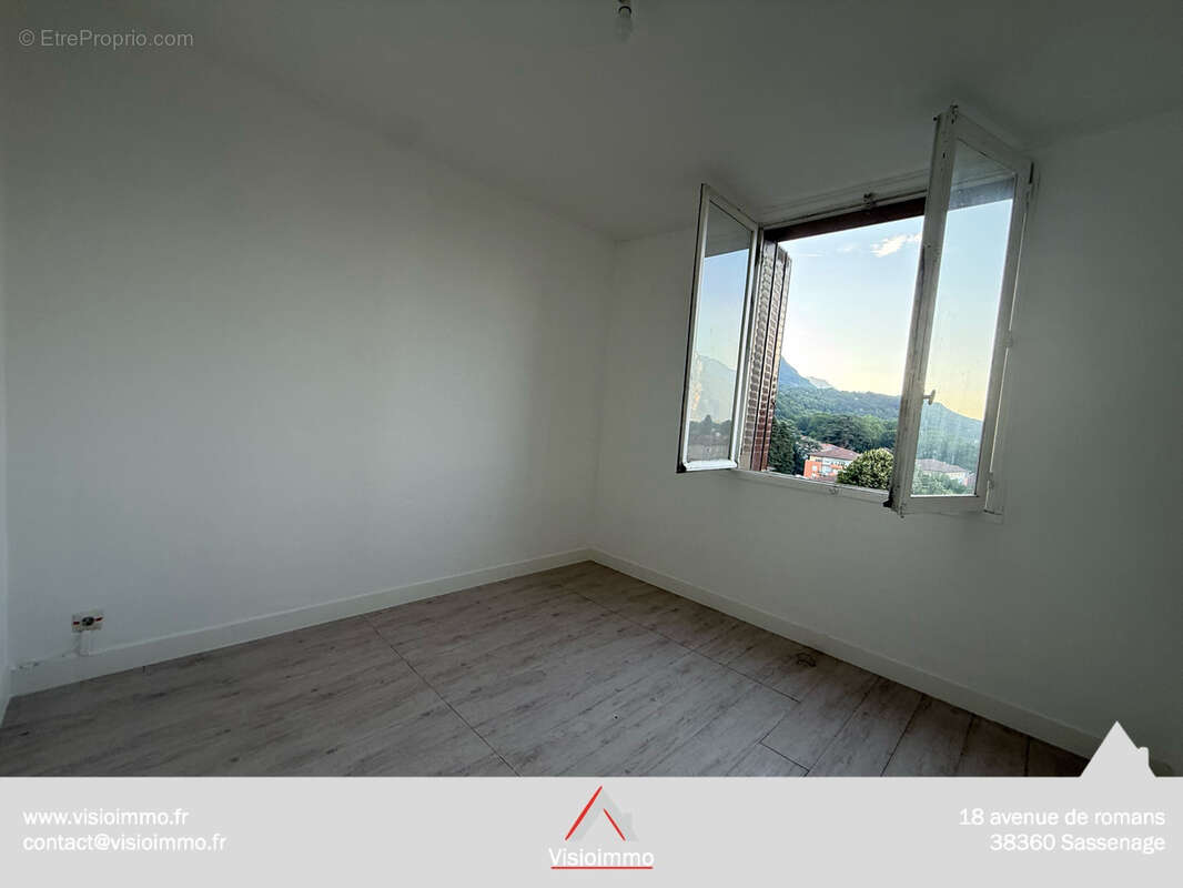 Appartement à SASSENAGE