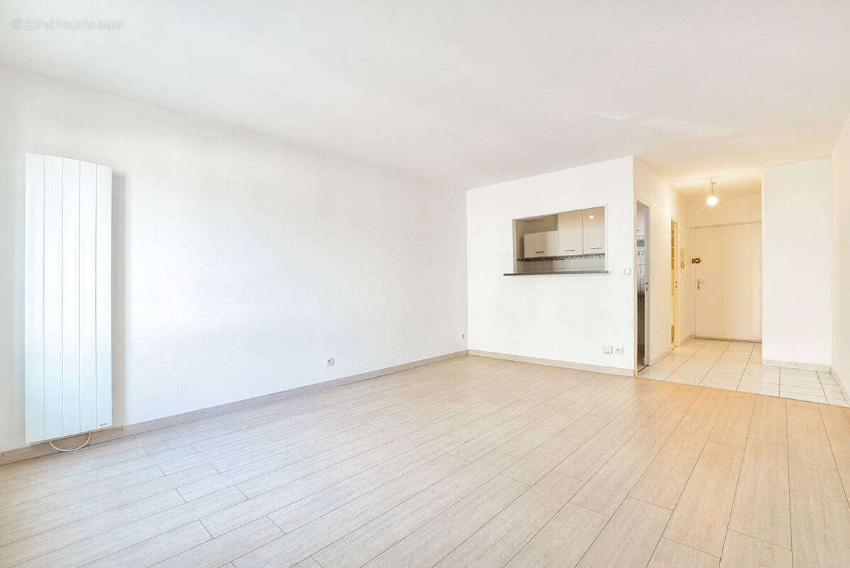 Appartement à PONTAULT-COMBAULT