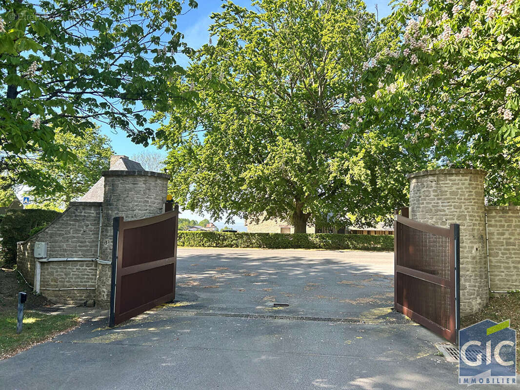 Appartement à TOURGEVILLE