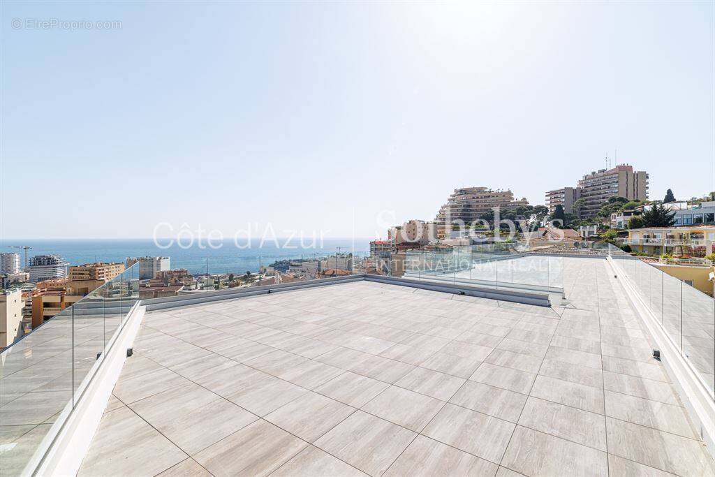 Appartement à BEAUSOLEIL