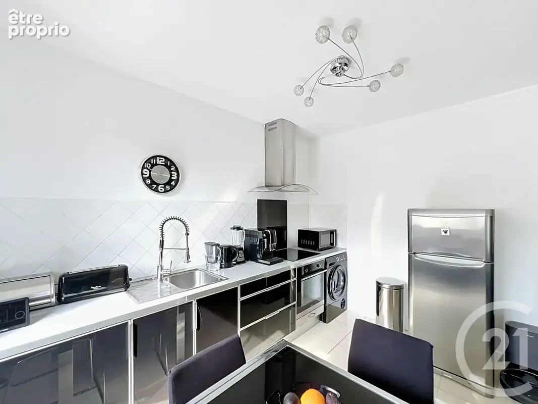 Appartement 2 pièces 45 m² à vendre à Ville-D'avray (92410) - photo 2