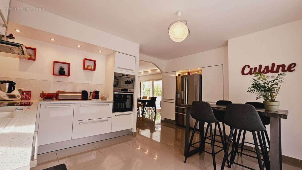 Maison à SAINT-DOULCHARD