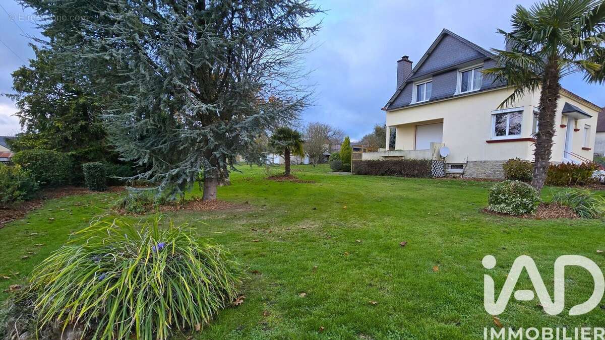 Photo 4 - Maison à LIVRE-SUR-CHANGEON