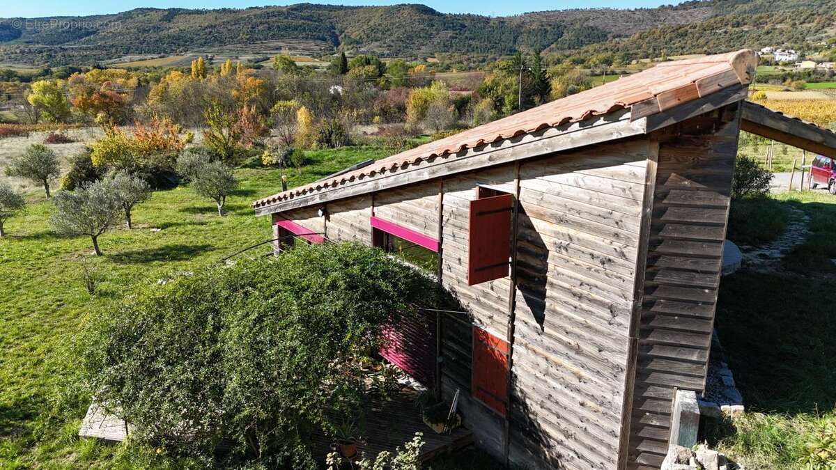 Appartement à ALBA-LA-ROMAINE