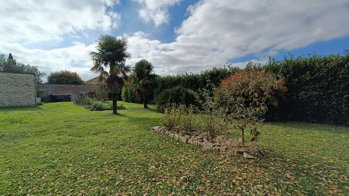 Maison à LE ROCHEREAU