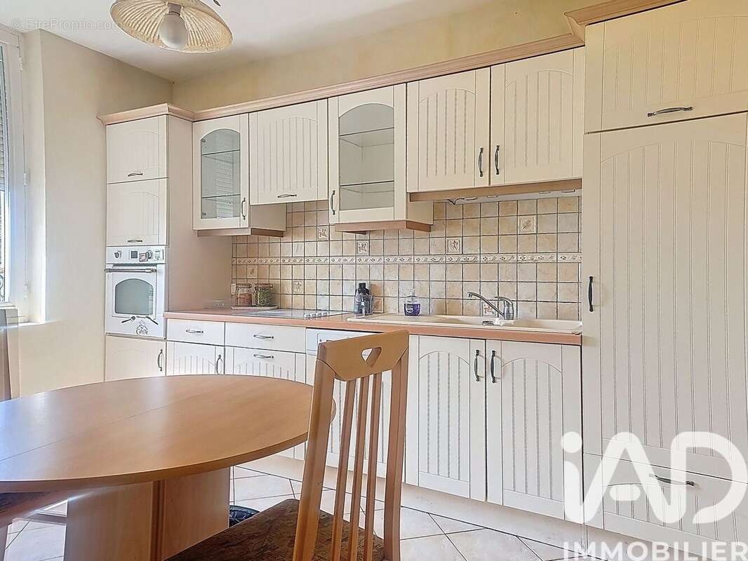 Photo 2 - Maison à CEZY