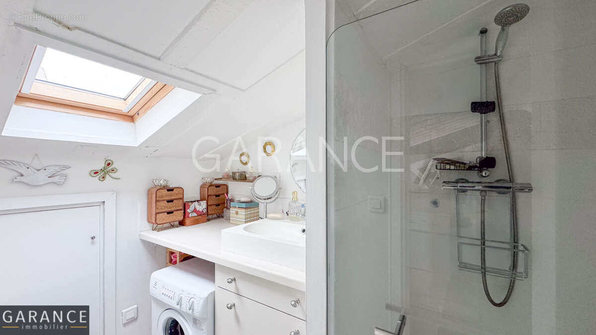 Appartement à PARIS-12E