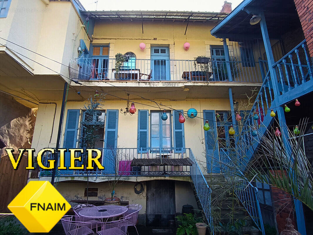 Maison à CAPDENAC-GARE