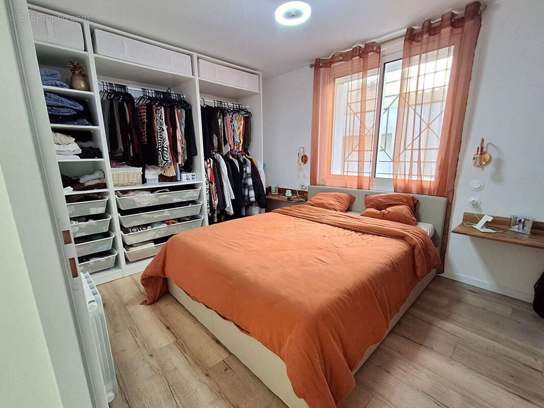 Appartement rénové avec cour - photo 3