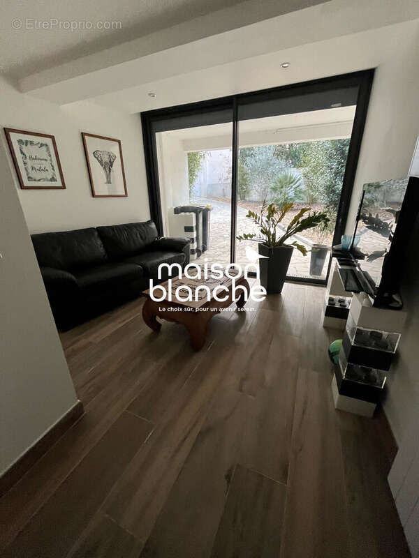 Maison à LES PONTS-DE-CE