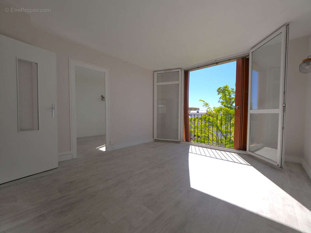 Appartement à ROMAINVILLE