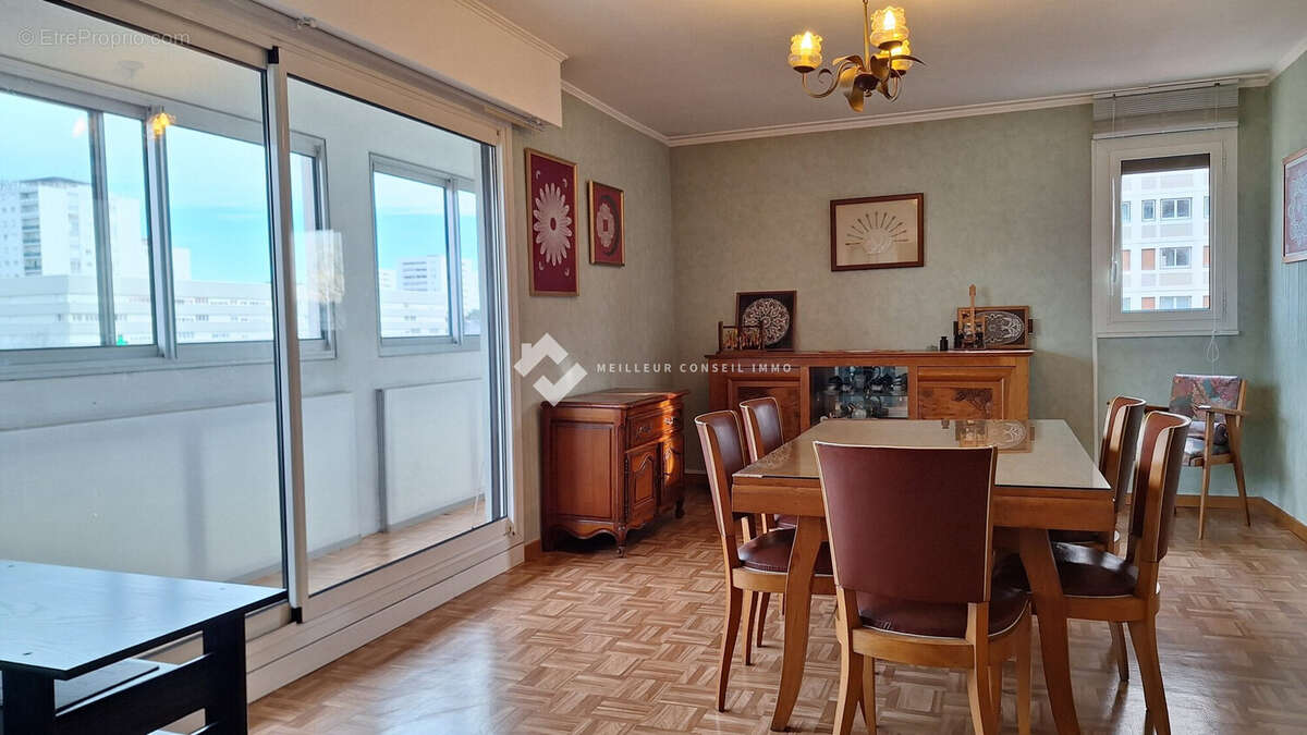Appartement 88 m² à Poitiers  - photo 2