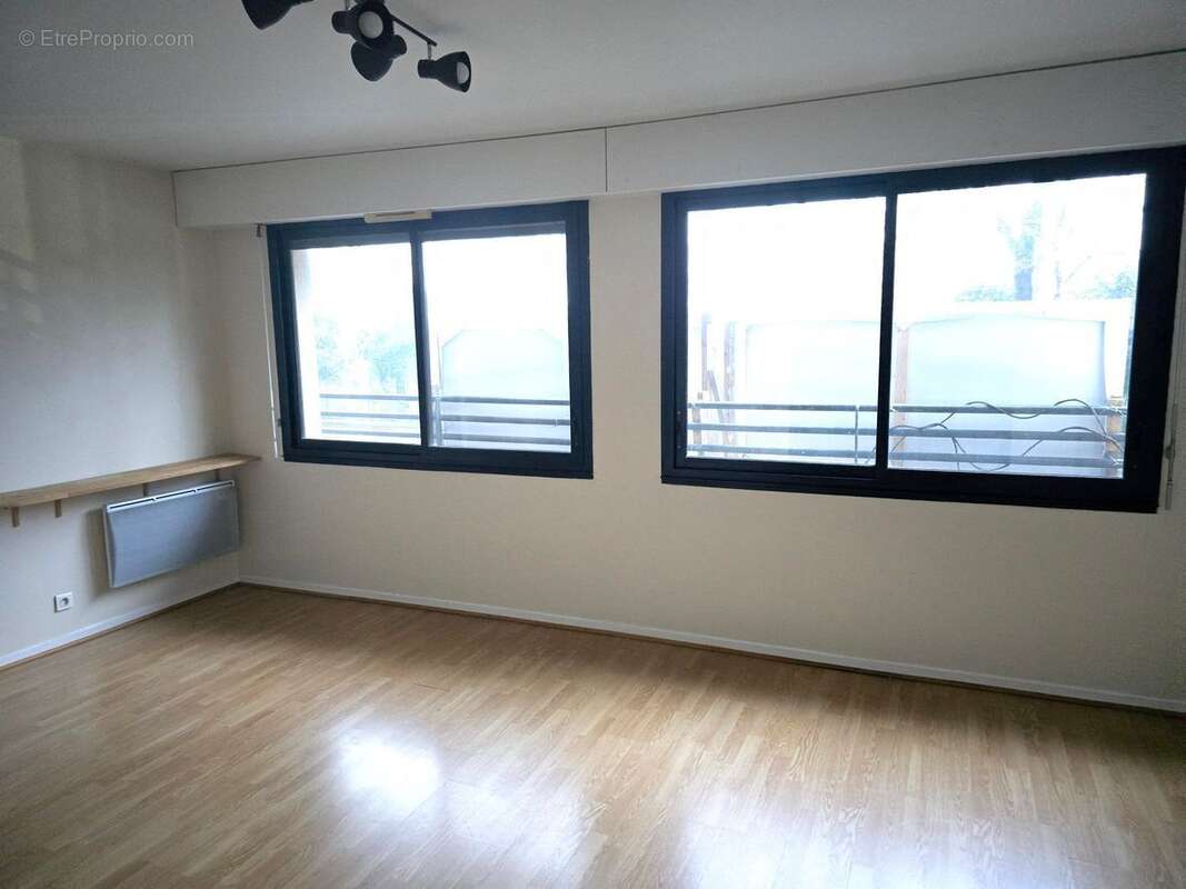 Appartement à PARIS-19E