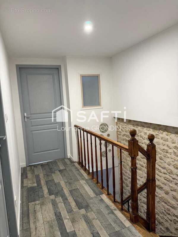 Photo 5 - Maison à SAINT-JEAN-D'ANGELY