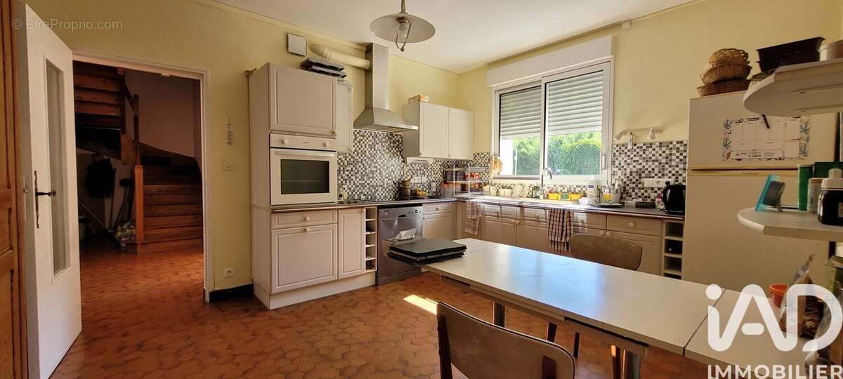 Maison 204 m² à Saint-Jean-D'angely  - photo 5