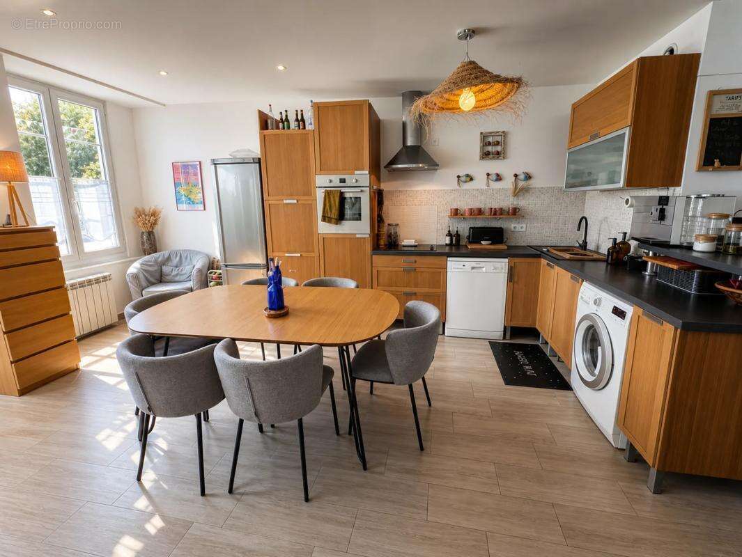 Maison de 7 pièces de 115 m² à Larmor-Baden - photo 4