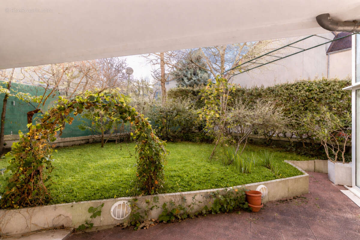 Appartement à VERRIERES-LE-BUISSON